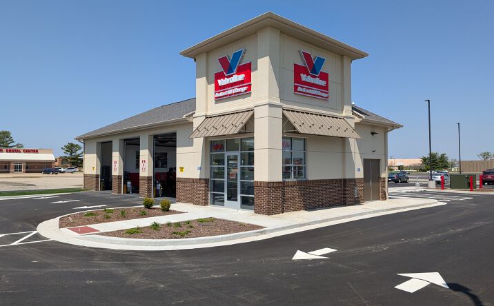 Pictures of Retail property located at 700 Broadway Ave E, Mattoon, IL 61938 for sales - image #1