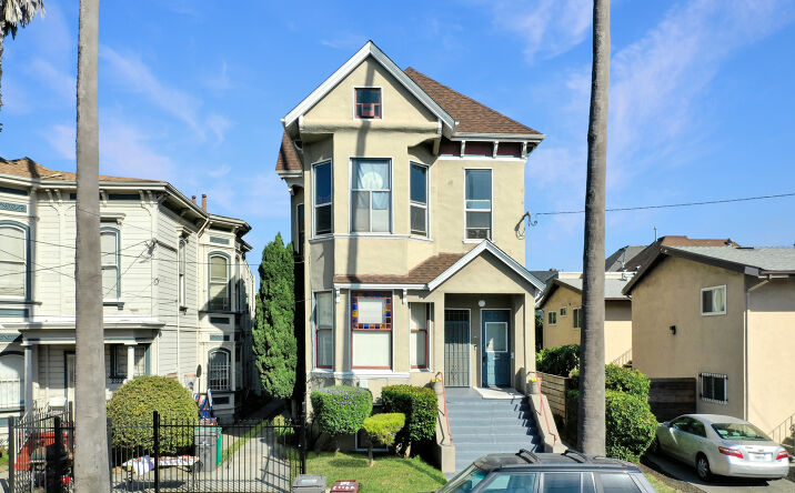 Pictures of Multifamily property located at 2118 Linden St, Oakland, CA 94607 for sales - image #1