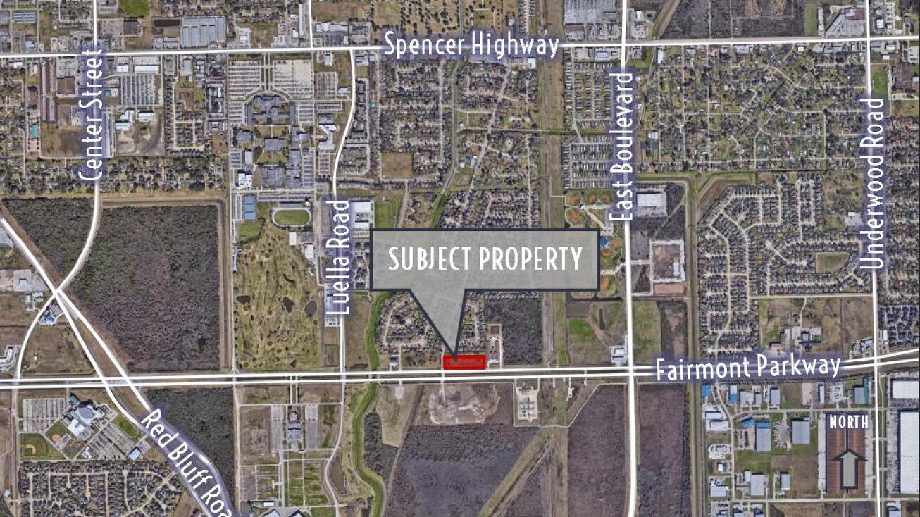 Fairmont Parkway, La Porte, TX 77571