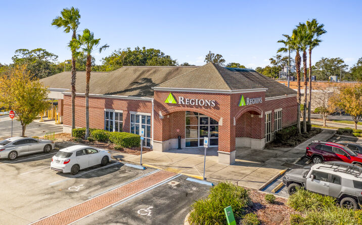 Pictures of Retail property located at 7350 Lake Underhill Rd, Orlando, FL 32822 for comps - image #1