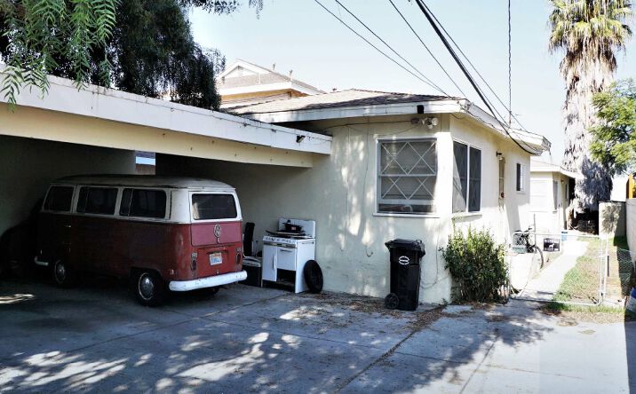 Pictures of Multifamily property located at 4437 W 154th St, Lawndale, CA 90260 for comps - image #1