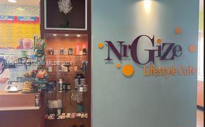 Pictures of Retail property located at 3301 SW 22 Street, Miami, FL 33145 for sales - image #1