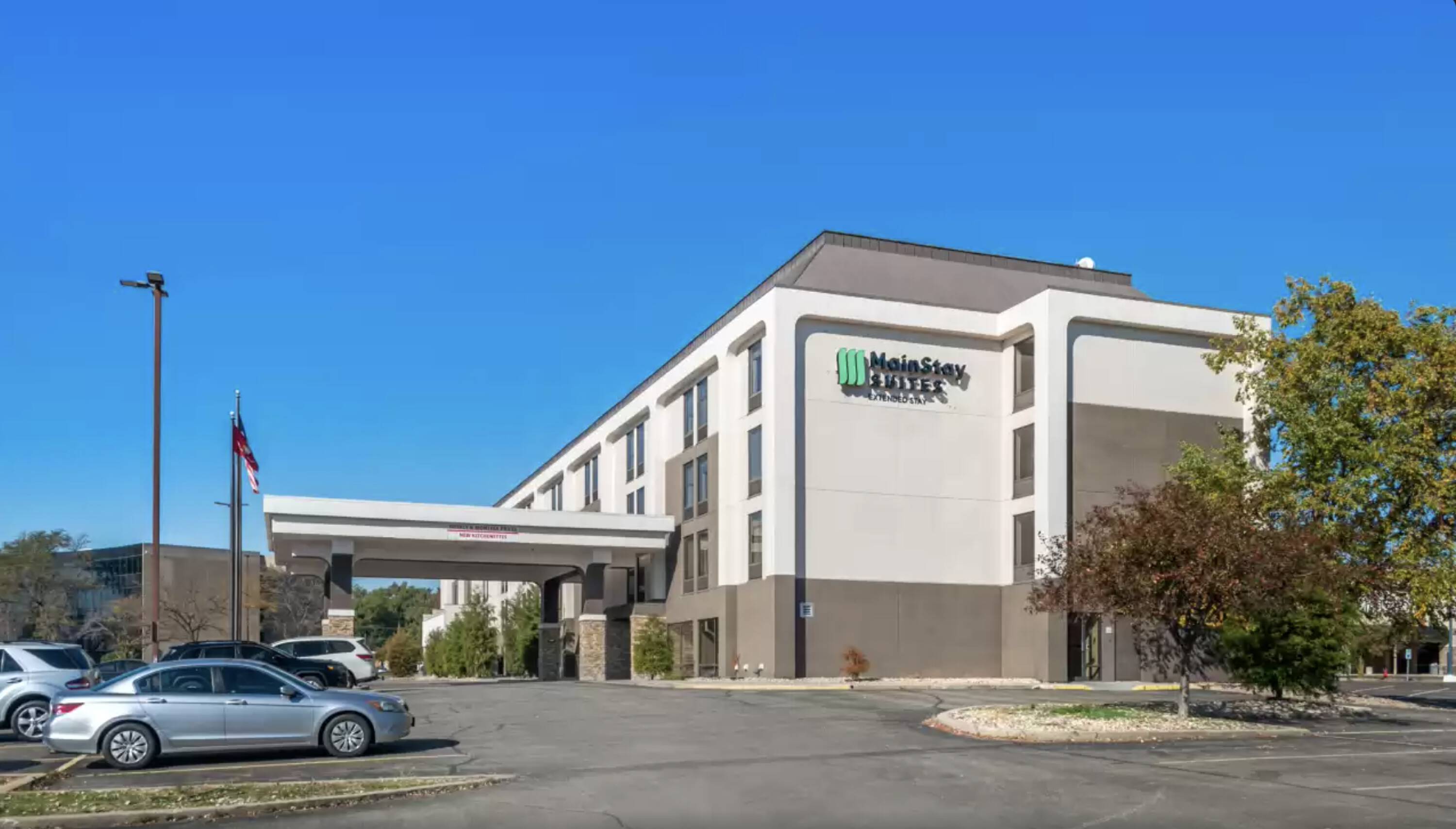 3185 S Dirksen Pkwy, Springfield, IL 62703 | Crexi.com