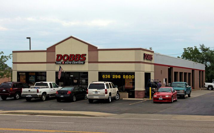 Pictures of Retail property located at 1354 Jeffco Blvd, Arnold, MO 63010 for sales - image #1