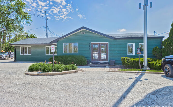 Pictures of Industrial property located at 35220 N Illinois 83, Lake Villa, IL 60046 for sales - image #1