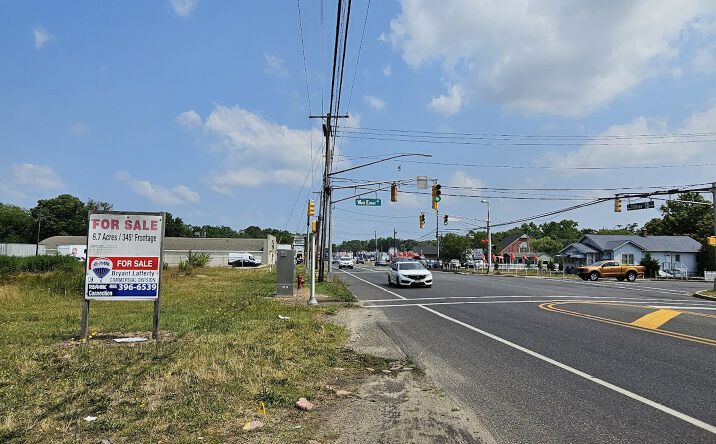 Pictures of Land property located at 1940-1984 S Delsea Dr, Vineland, NJ 08360 for sales - image #1