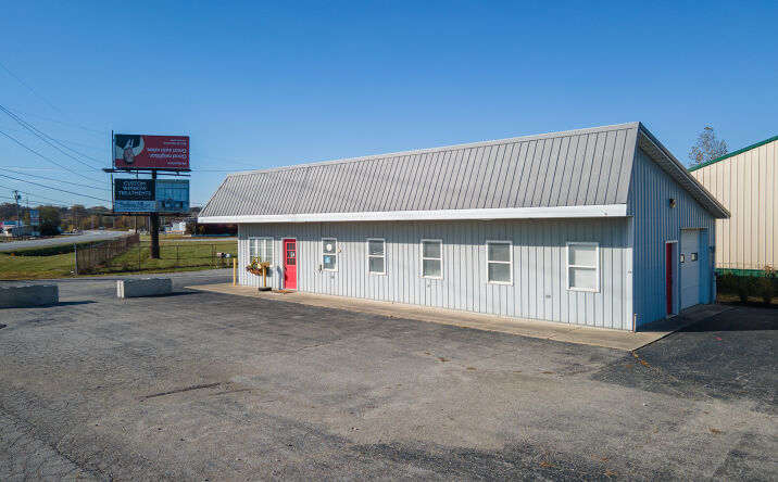 Pictures of Retail, Land property located at 1775 & 1880 W US 421, Delphi, IN 46923 for sales - image #1
