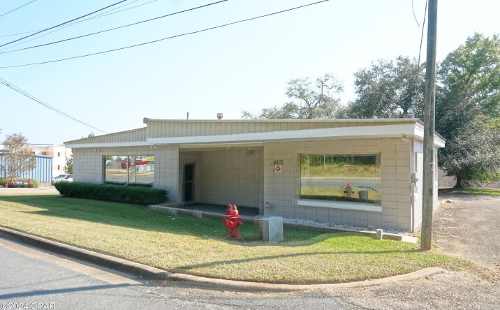 Pictures of Office property located at 4471 Clinton Street, Marianna, FL 32446 for sales - image #1