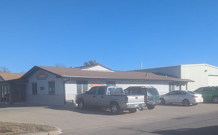 Pictures of Industrial property located at 3800 Touzalin Ave, Lincoln, NE 68507 for sales - image #1