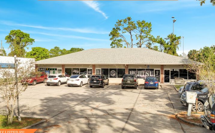Pictures of Retail property located at 1065 E Broadway St, Oviedo, FL 32765 for sales - image #1