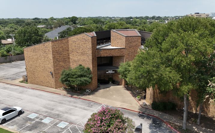 Pictures of Office property located at 2275 Westpark Ct, Euless, TX 76040 for sales - image #1