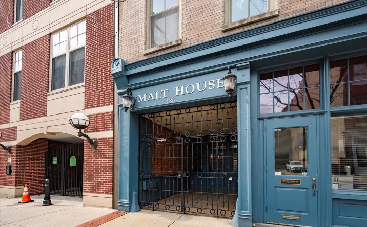 Pictures of Office, Retail property located at 136 N 2nd St, Philadelphia, PA 19106 for sales - image #1