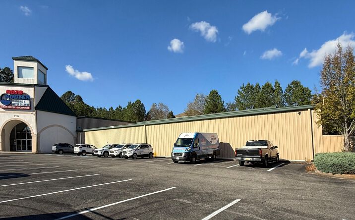 Pictures of Industrial, Retail, Special Purpose property located at 1435 Paramount Dr, Huntsville, AL 35806 for sales - image #1