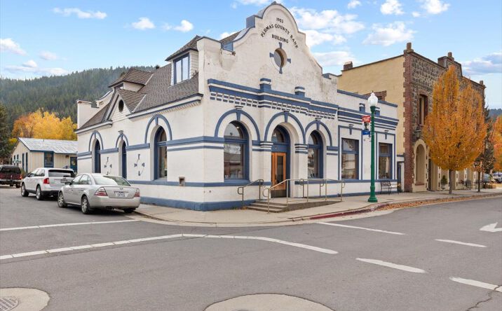 Pictures of Mixed Use, Office, Retail property located at 400 Main Street, Quincy, CA 95971 for sales - image #1