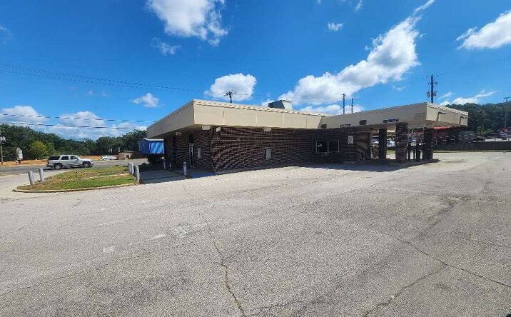 image of property at 629 RED LN RD Birmingham AL 35215-8227 APN: 2300011005002000