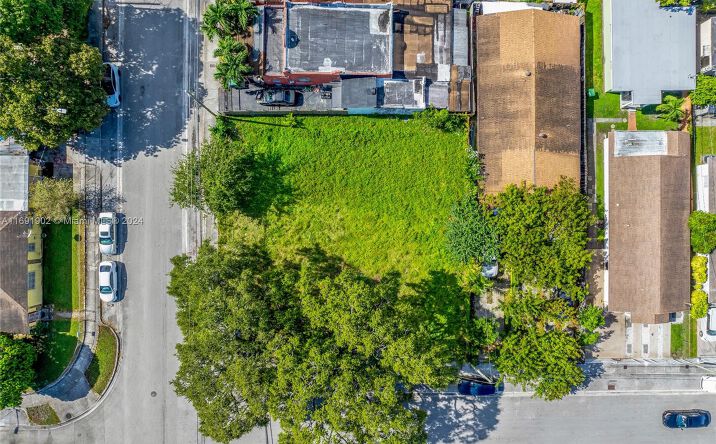 Pictures of Special Purpose property located at 2600 NW 24th Ct, Miami, FL 33142 for sales - image #1