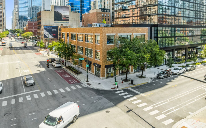 Pictures of Mixed Use, Office, Retail property located at 755 N Wells St, Chicago, IL 60654 for sales - image #1