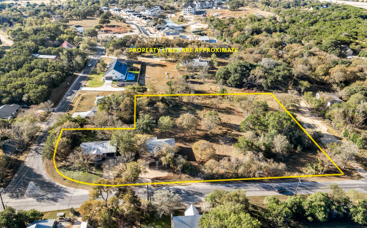 Pictures of Hospitality, Land, Mixed Use, Office, Retail property located at 321 Royal St, Salado, TX 76571 for sales - image #1