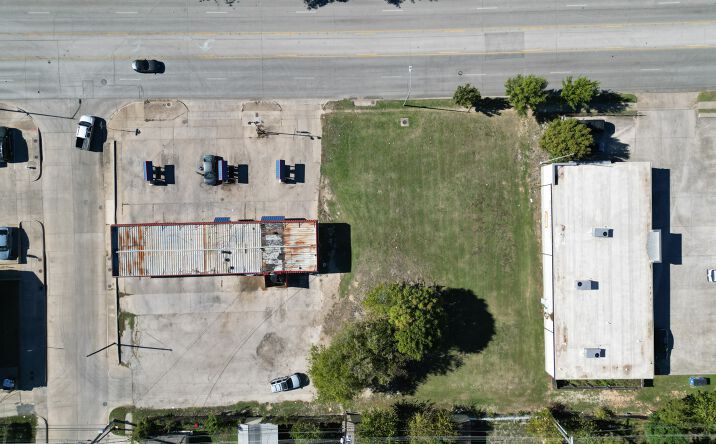 Pictures of Land property located at 2525 8th Ave, Fort Worth, TX 76110 for sales - image #1