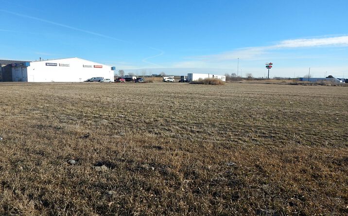 Pictures of Land property located at 2767 E Walker Rd, North Platte, NE 69101 for sales - image #1