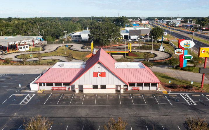 Pictures of Mixed Use, Retail, Special Purpose property located at 6707 Pensacola Blvd, Pensacola, FL 32505 for sales - image #1