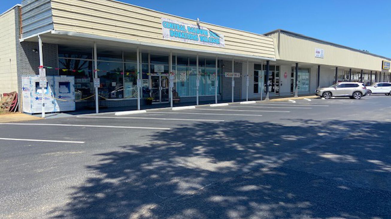 Pictures of Retail property located at 22203 AL-59, Robertsdale, AL 36567 for sales - image #1
