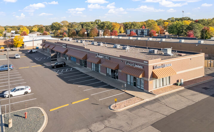 Pictures of Retail property located at 2848 2nd St S, St. Cloud, MN 56301 for sales - image #1