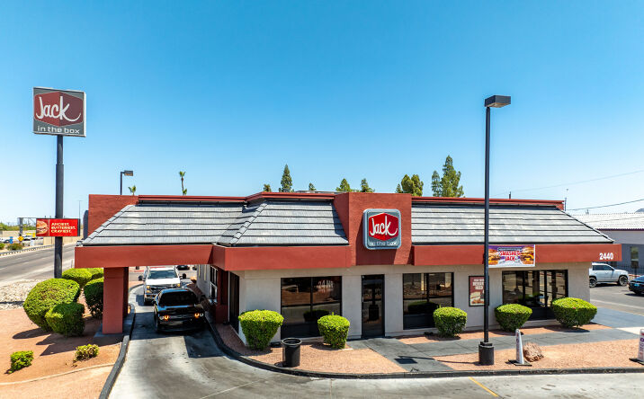 Pictures of Retail property located at 2440 W Thomas Rd, Phoenix, AZ 85015 for sales - image #1