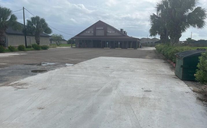 Pictures of Retail property located at 31230 Hwy 100, Los Fresnos, TX 78566 for sales - image #1