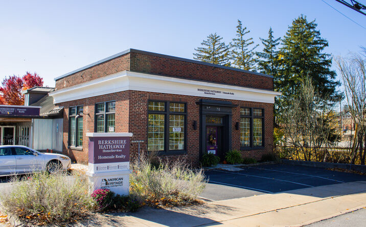 Pictures of Office property located at 70 W King St, Chambersburg, PA 17201 for sales - image #1