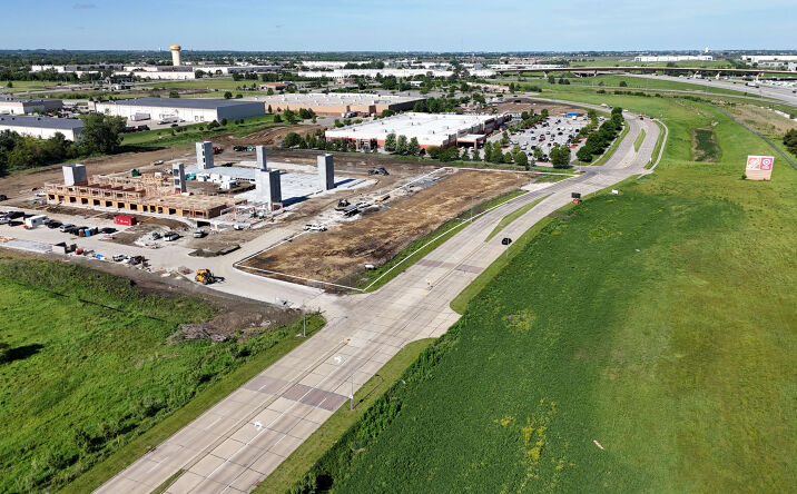 Pictures of Land property located at 10500 Plum Dr, Urbandale, IA 50322 for sales - image #1