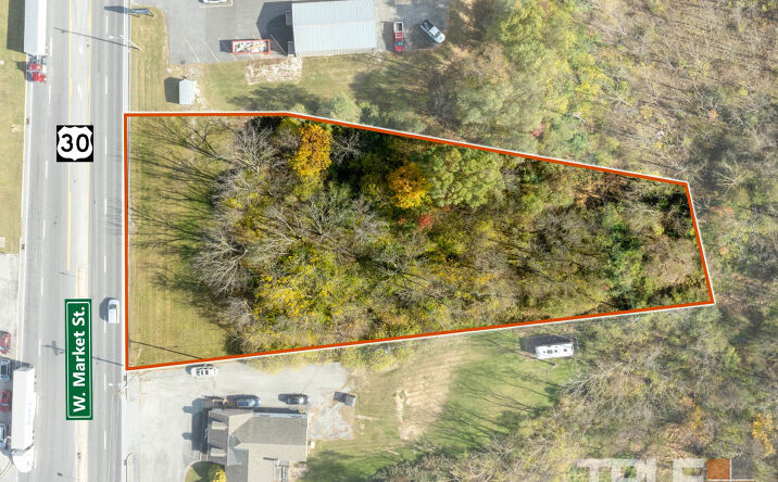 Pictures of Land property located at 4380 W Market St, York, PA 17408 for sales - image #1