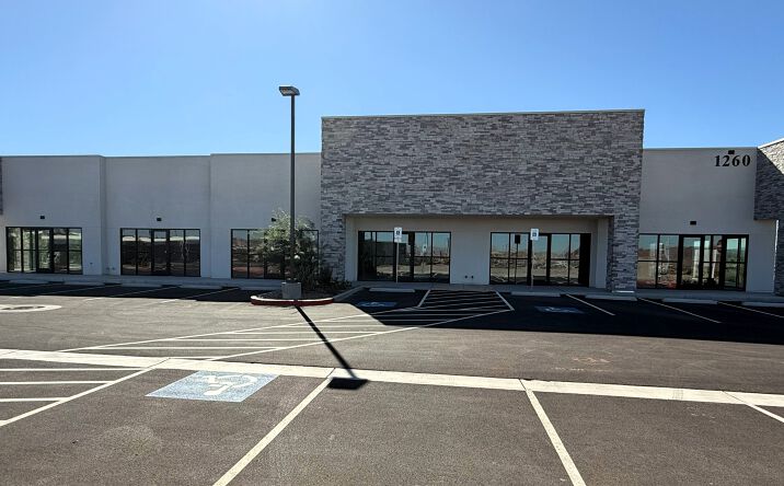 Pictures of Retail property located at 1260 E Lake Mead Pkwy, Henderson, NV 89015 for sales - image #1
