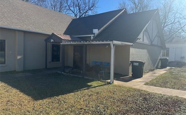 Pictures of Mixed Use, Retail property located at 206 E 3rd Street, Skiatook, OK 74070 for sales - image #1