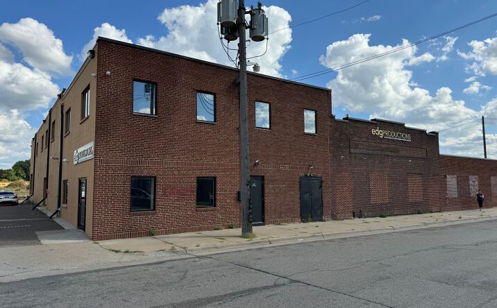 Pictures of Industrial property located at 427 Harrison St NE, Minneapolis, MN 55413 for sales - image #1