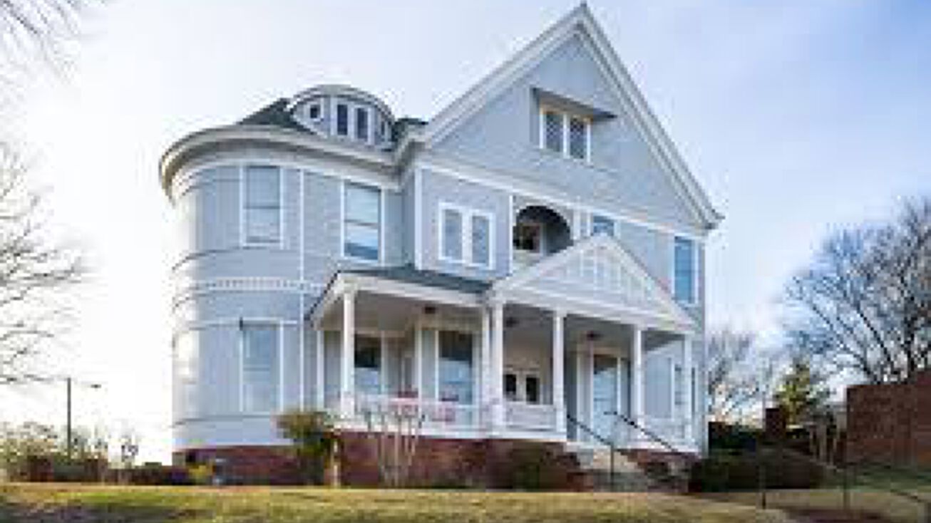 Pictures of Senior Living property located at 684 Arlington Pl, Macon, GA 31201 for sales - image #1
