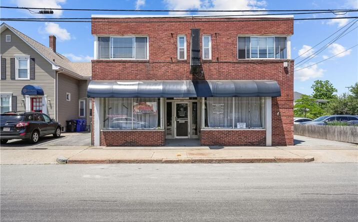 Pictures of Mixed Use, Retail, Land property located at 580 Central Avenue, Pawtucket, RI 02861 for sales - image #1