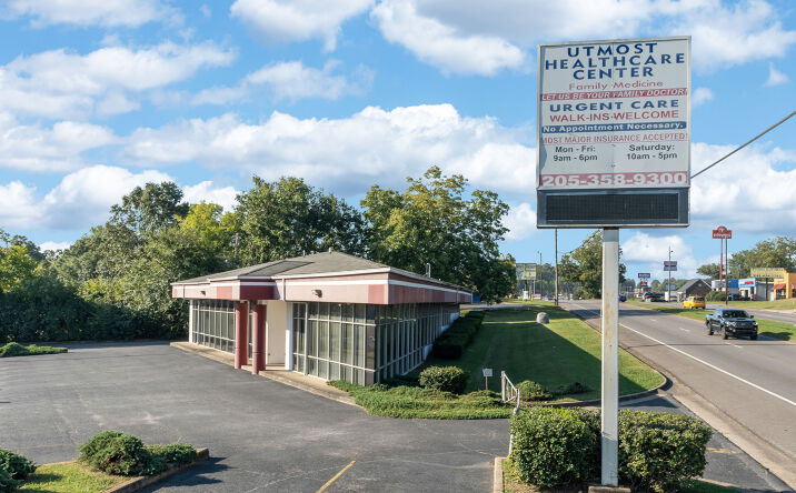 Pictures of Office property located at 1007 9th Ave N, Bessemer, AL 35020 for sales - image #1