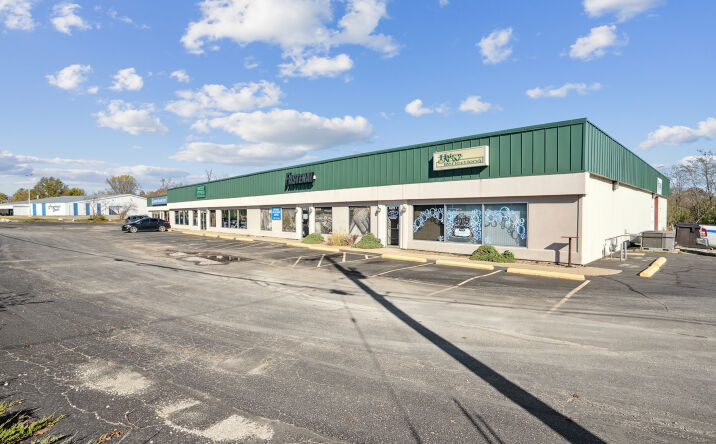 Pictures of Retail property located at 3533 Main St, Keokuk, IA 52632 for sales - image #1