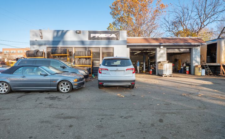 Pictures of Industrial, Retail property located at 1001-1015 S 5th St, Allentown, PA 18103 for sales - image #1