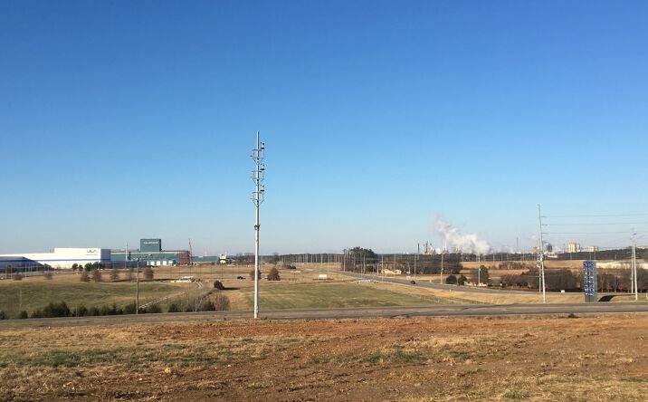 Pictures of Land property located at 3560 HIGHWAY 20, DECATUR, AL 35601 for sales - image #1