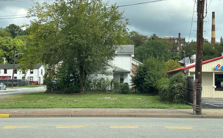 Pictures of Land property located at 515 Pittsburgh St, Connellsville, PA 15425 for sales - image #1