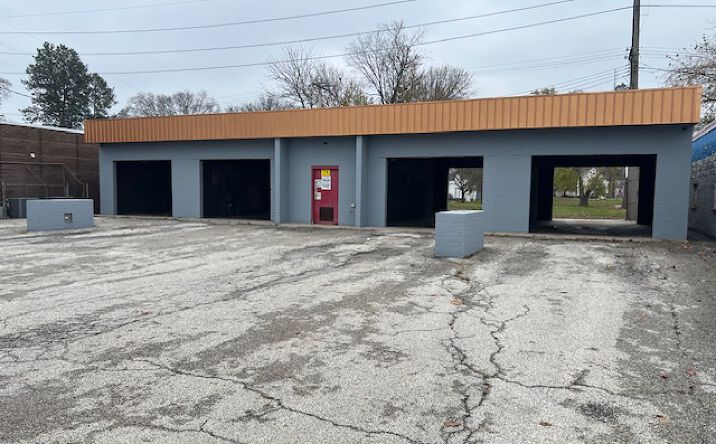 Pictures of Industrial, Mixed Use property located at 1331 E Eldorado St, Decatur, IL 62521 for sales - image #1
