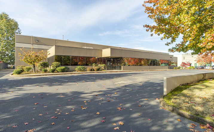 Pictures of Industrial, Office property located at 2755 Pence Loop SE, Salem, OR 97302 for sales - image #1