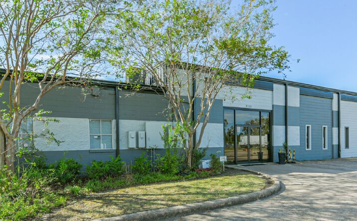 Pictures of Industrial, Land, Retail, Special Purpose property located at 7111 Homestead Rd, Houston, TX 77028 for sales - image #1