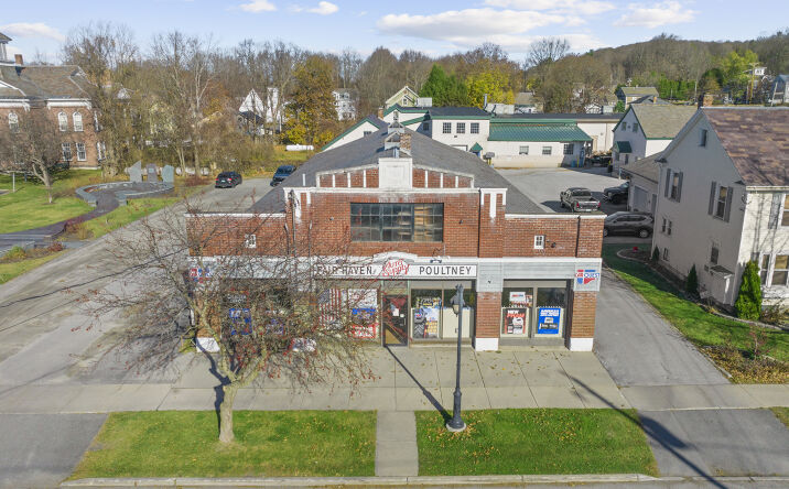 Pictures of Industrial, Retail property located at 56 Main St, Poultney, VT 05764 for sales - image #1