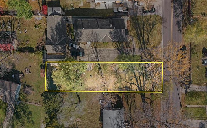 Pictures of Land property located at 1938 S Maywood Avenue, Independence, MO 64052 for sales - image #1