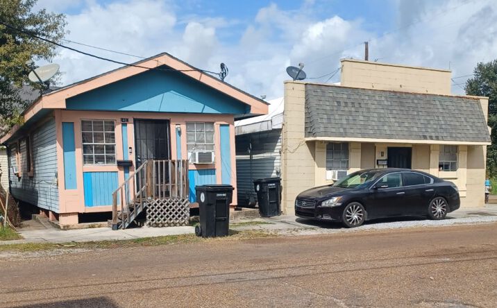 Pictures of Multifamily property located at 2401 S Johnson St, New Orleans, LA 70125 for sales - image #1