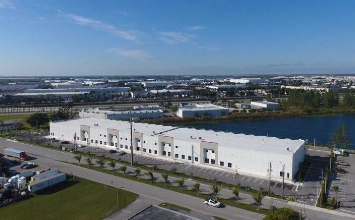 Pictures of Industrial property located at 13202 NW 107th Ave # 5, Hialeah Gardens, FL 33018 for sales - image #1