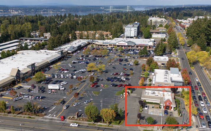 Pictures of Retail property located at 3922 Bridgeport Way W, University Place, WA 98466 for comps - image #1